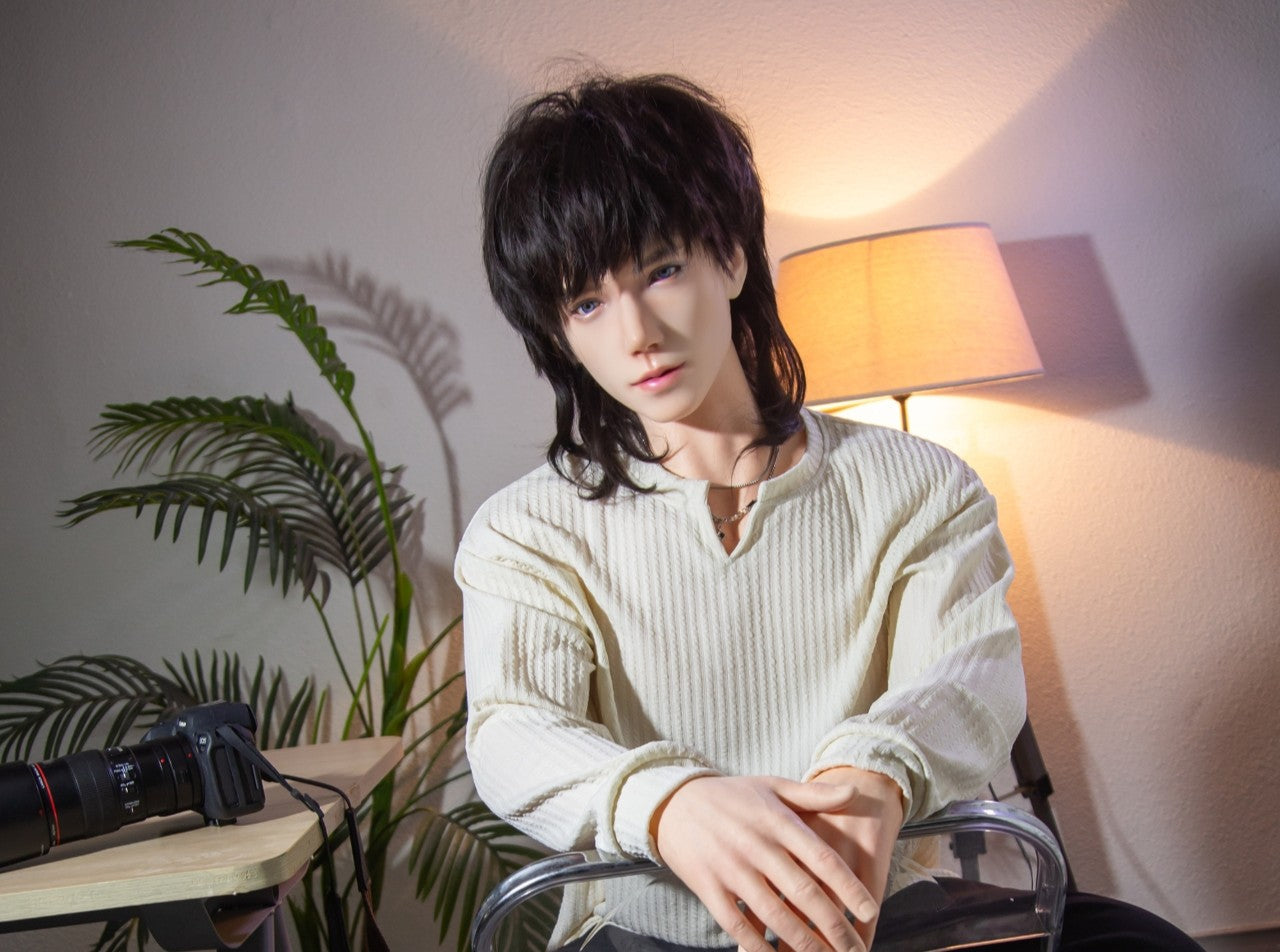Steve male doll wearing a white shirt and black trousers, seated on a chair – YJL DOLL